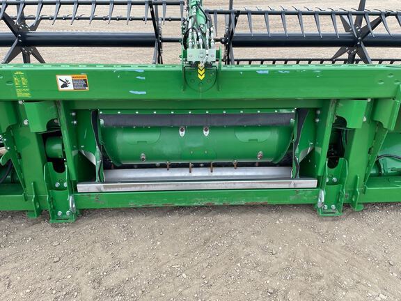 2023 John Deere RD40F Header Combine