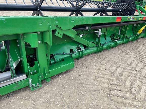 2023 John Deere RD40F Header Combine