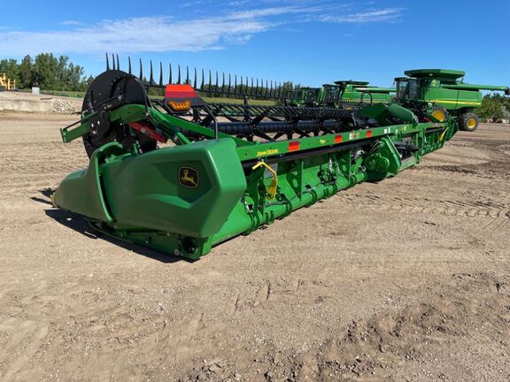 2023 John Deere RD45F Header Combine