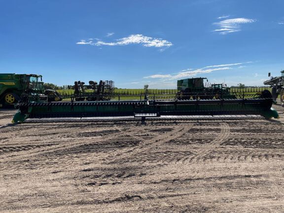 2023 John Deere RD45F Header Combine