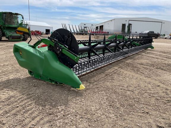 2023 John Deere RD45F Header Combine