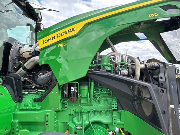 2021 John Deere 8RX 410 Tractor Rubber Track