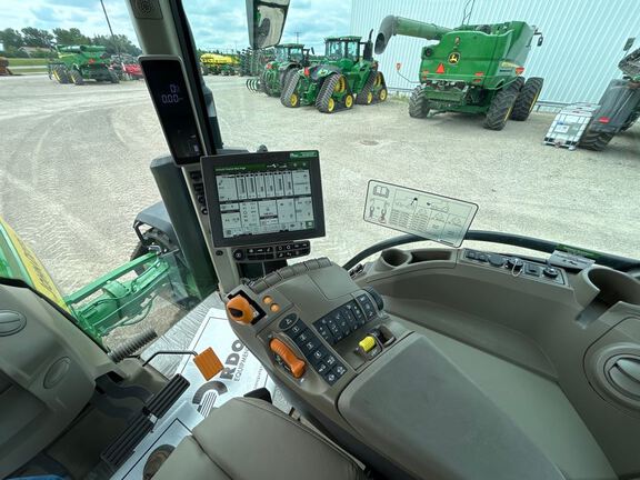 2021 John Deere 8RX 410 Tractor Rubber Track