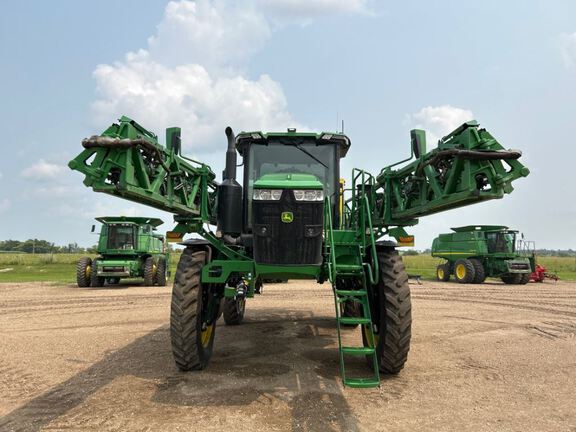 2022 John Deere 612R Sprayer/High Clearance