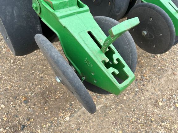 2008 John Deere DB44 Planter