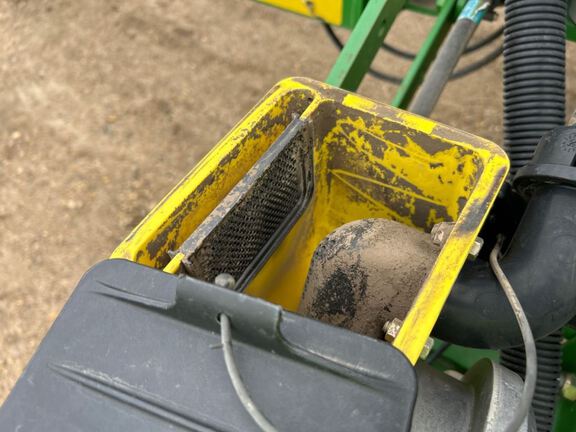 2008 John Deere DB44 Planter