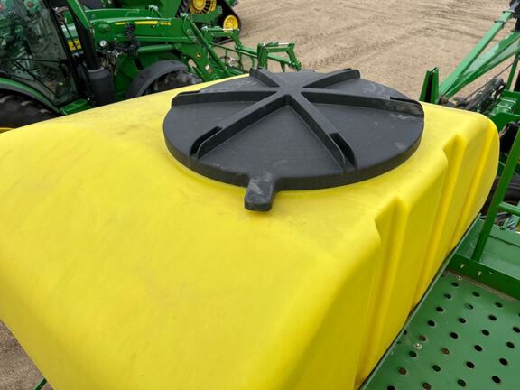 2008 John Deere DB44 Planter