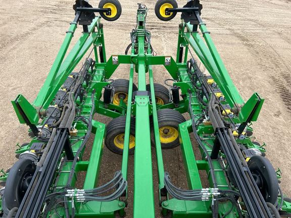 2008 John Deere DB44 Planter