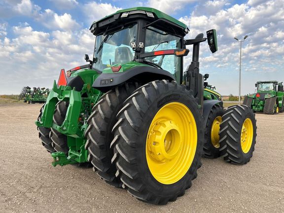 2023 John Deere 8R 340 Tractor