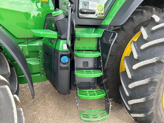 2023 John Deere 8R 340 Tractor