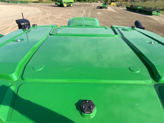 2023 John Deere 9RX 640 Tractor Rubber Track