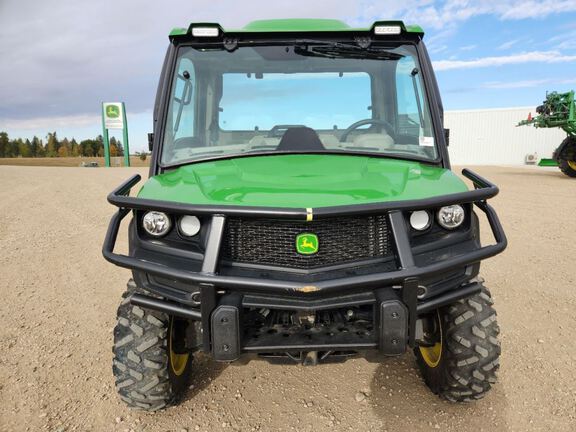 2022 John Deere XUV835R ATV