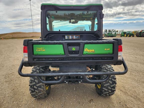 2022 John Deere XUV835R ATV