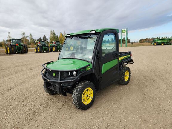 2022 John Deere XUV835R ATV