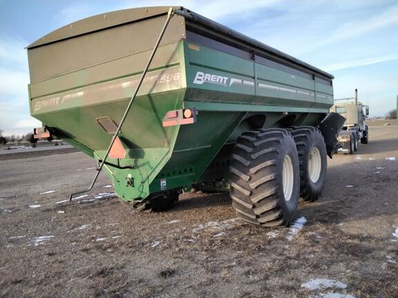 2013 Brent 1596 Grain Cart