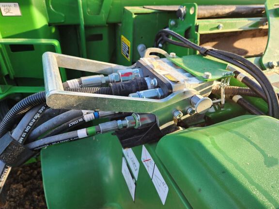 2023 John Deere HD40F Header Combine