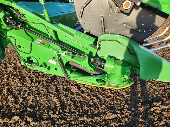 2023 John Deere HD40F Header Combine