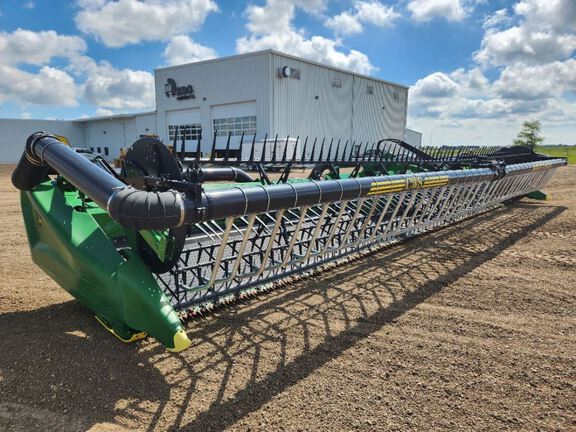 2023 John Deere HD40F Header Combine