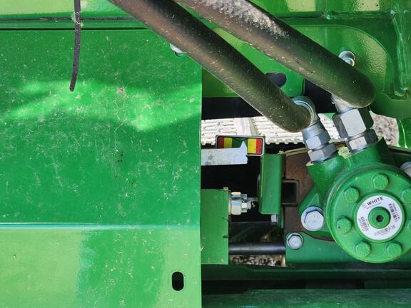 2023 John Deere HD40F Header Combine