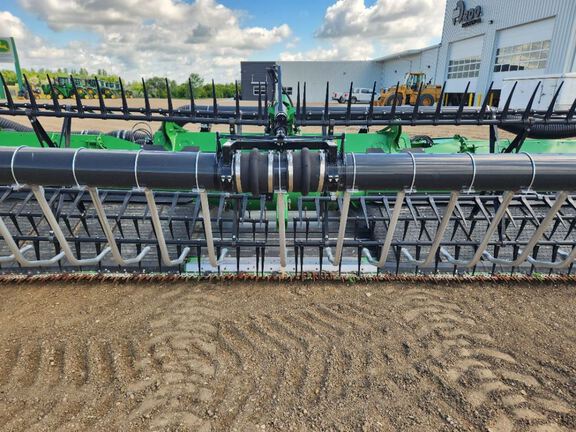 2023 John Deere HD40F Header Combine