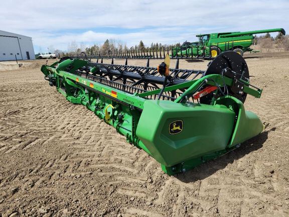 2024 John Deere RD45F Header Combine