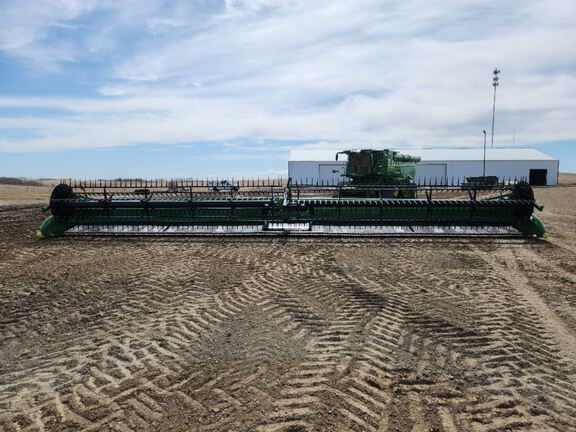 2024 John Deere RD45F Header Combine