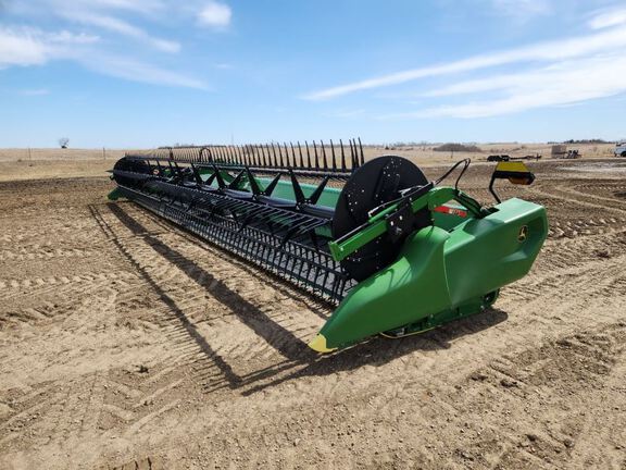 2024 John Deere RD45F Header Combine