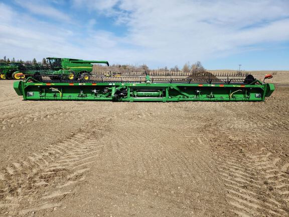 2024 John Deere RD45F Header Combine