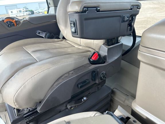 2024 John Deere 8R 340 Tractor