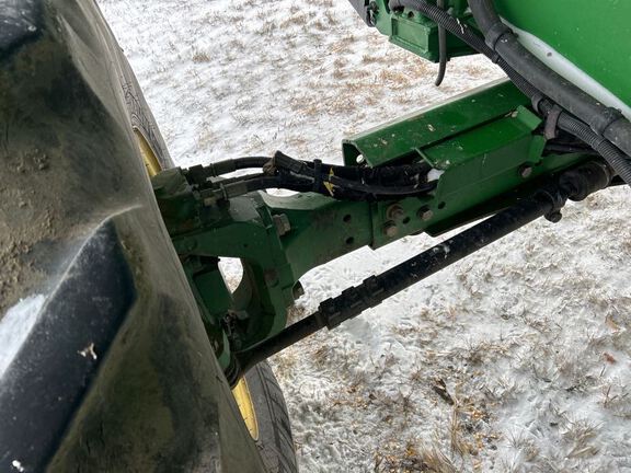 2015 John Deere S680 Combine