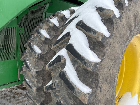 2015 John Deere S680 Combine