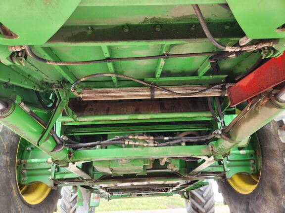 2015 John Deere S680 Combine