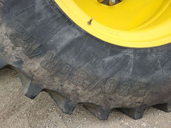 2015 John Deere S680 Combine