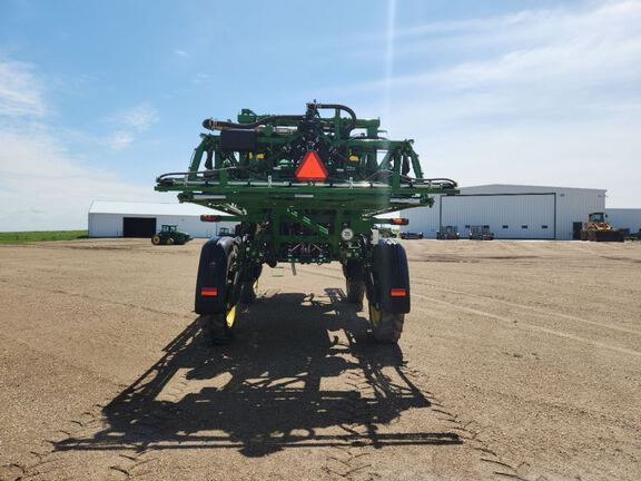 2022 John Deere 410R Sprayer/High Clearance