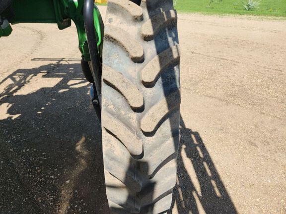 2022 John Deere 410R Sprayer/High Clearance