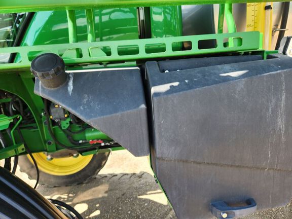 2022 John Deere 410R Sprayer/High Clearance