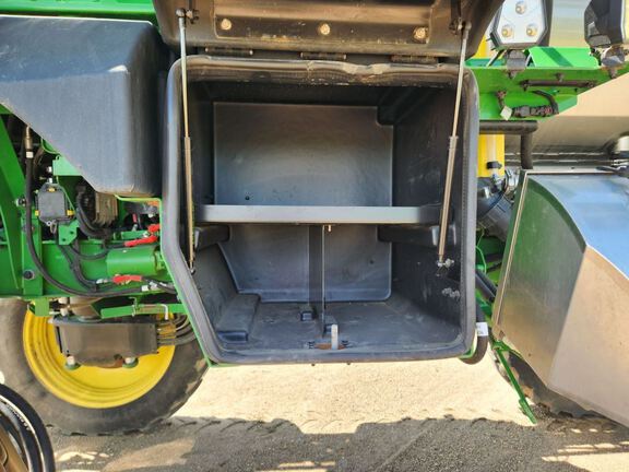 2022 John Deere 410R Sprayer/High Clearance