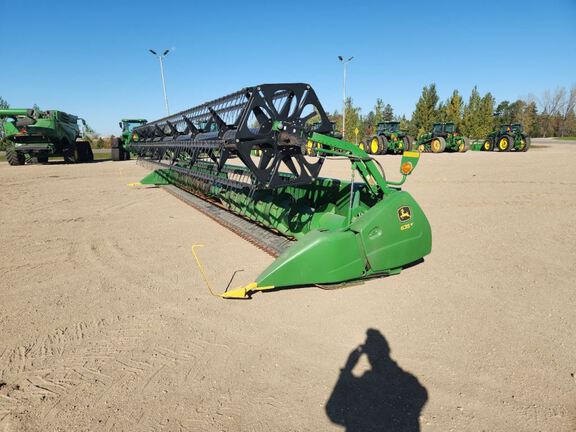 2014 John Deere 635F Header Combine
