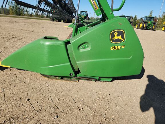 2014 John Deere 635F Header Combine