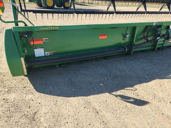 2014 John Deere 635F Header Combine
