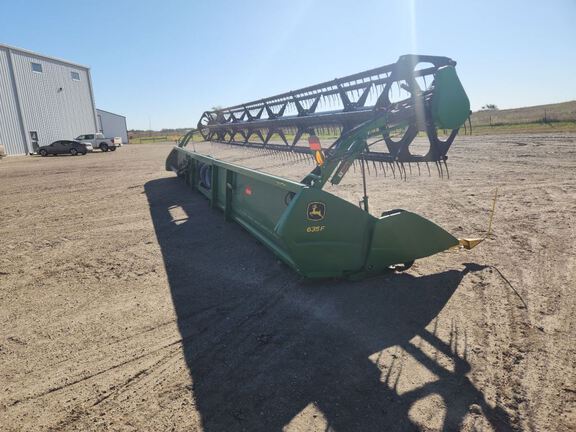 2014 John Deere 635F Header Combine