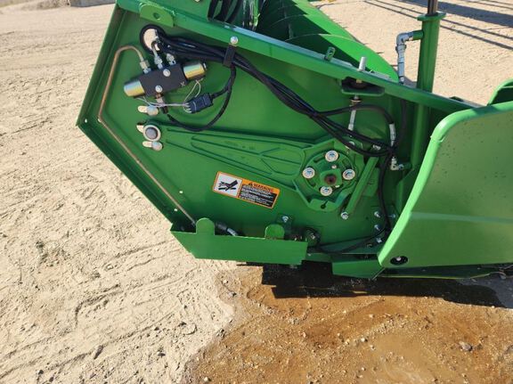 2014 John Deere 635F Header Combine