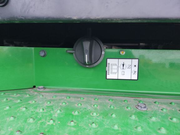 2019 John Deere 9620R Tractor 4WD