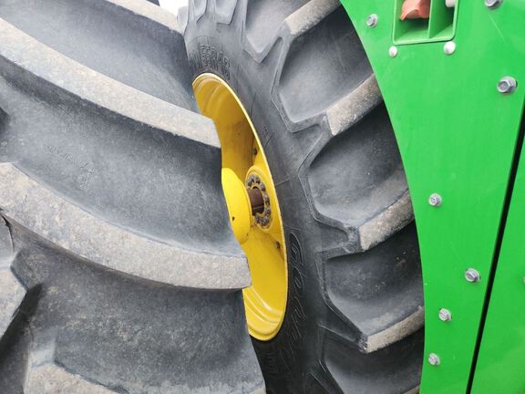 2019 John Deere 9620R Tractor 4WD