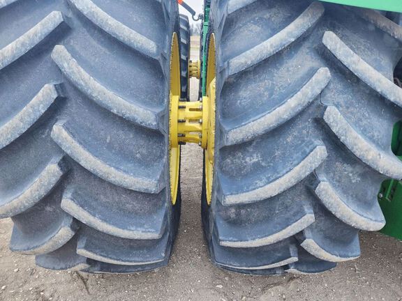 2019 John Deere 9620R Tractor 4WD