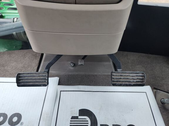 2019 John Deere 9620R Tractor 4WD