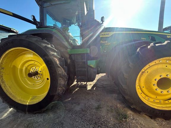 2024 John Deere 8R 280 Tractor