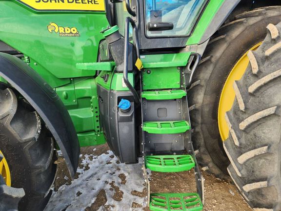 2024 John Deere 8R 280 Tractor