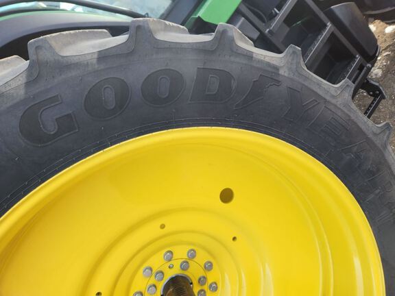 2024 John Deere 8R 280 Tractor