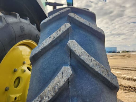 2024 John Deere 8R 280 Tractor